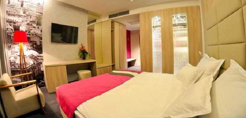 Hotel Colors Inn Sarajevo Ngoại thất bức ảnh