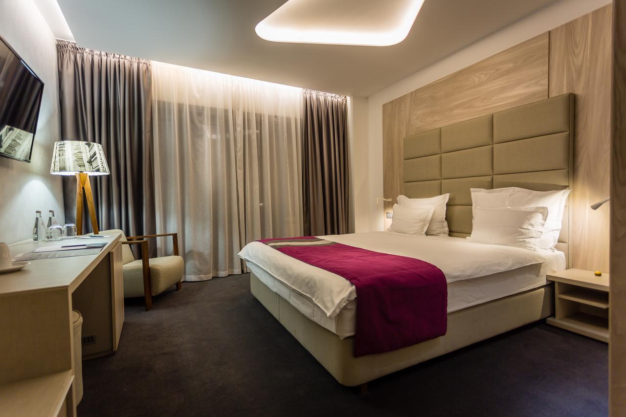 Hotel Colors Inn Sarajevo Ngoại thất bức ảnh