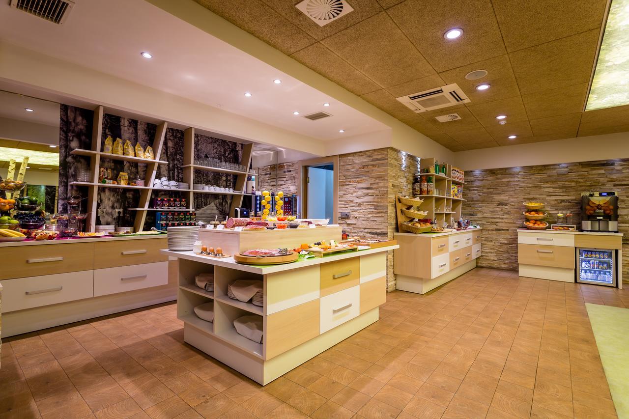 Hotel Colors Inn Sarajevo Ngoại thất bức ảnh