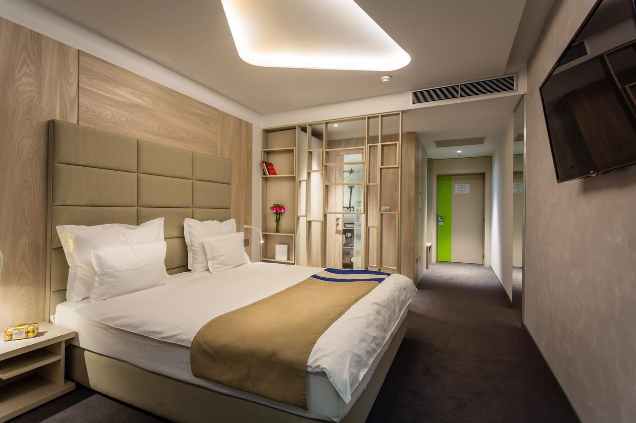 Hotel Colors Inn Sarajevo Ngoại thất bức ảnh